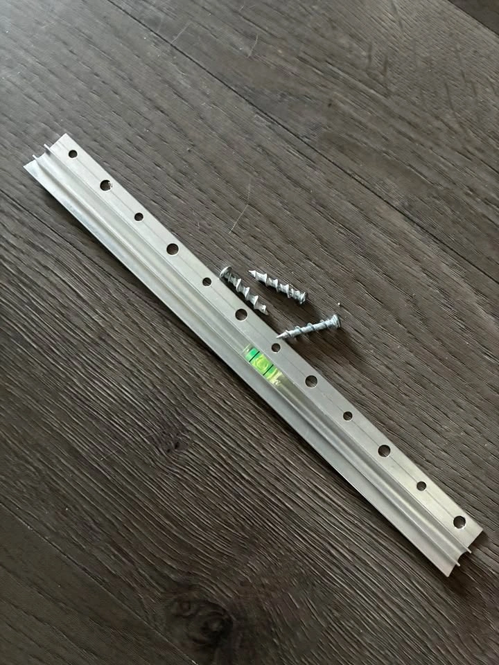 Wall mirror with ledge - photo 4