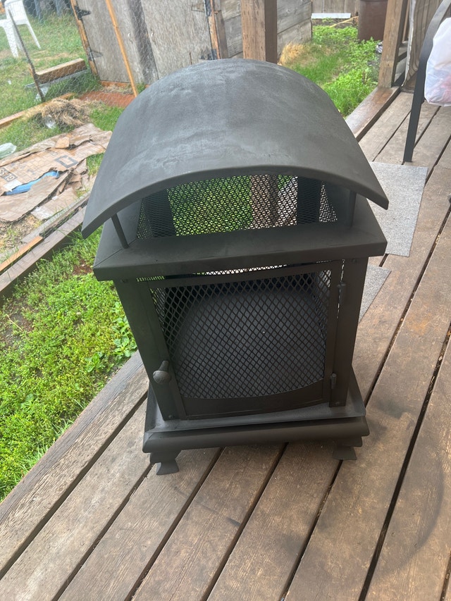 Outdoor Metal Fireplace / Fire Pit – 22” x 22” x 33” - photo 2