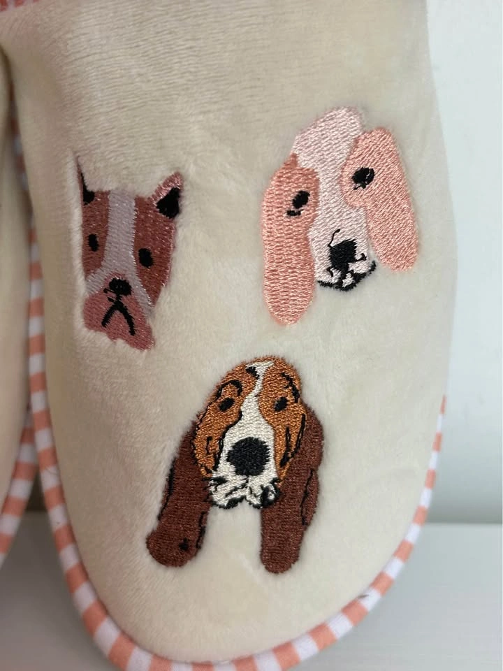 Puppy Dog Print Foldable Travel Slippers + Pouch size 10/11 - photo 4