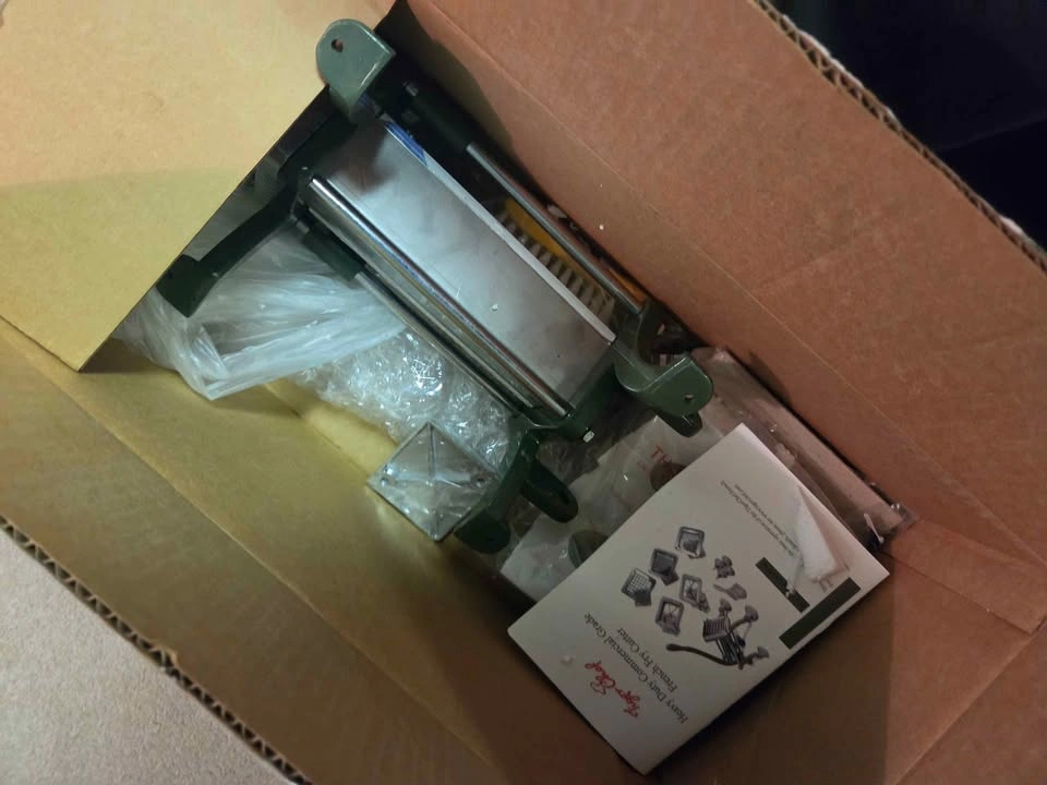 Tiger Chef - Heavy Duty Commercial Grade Fry Cutter - photo 2