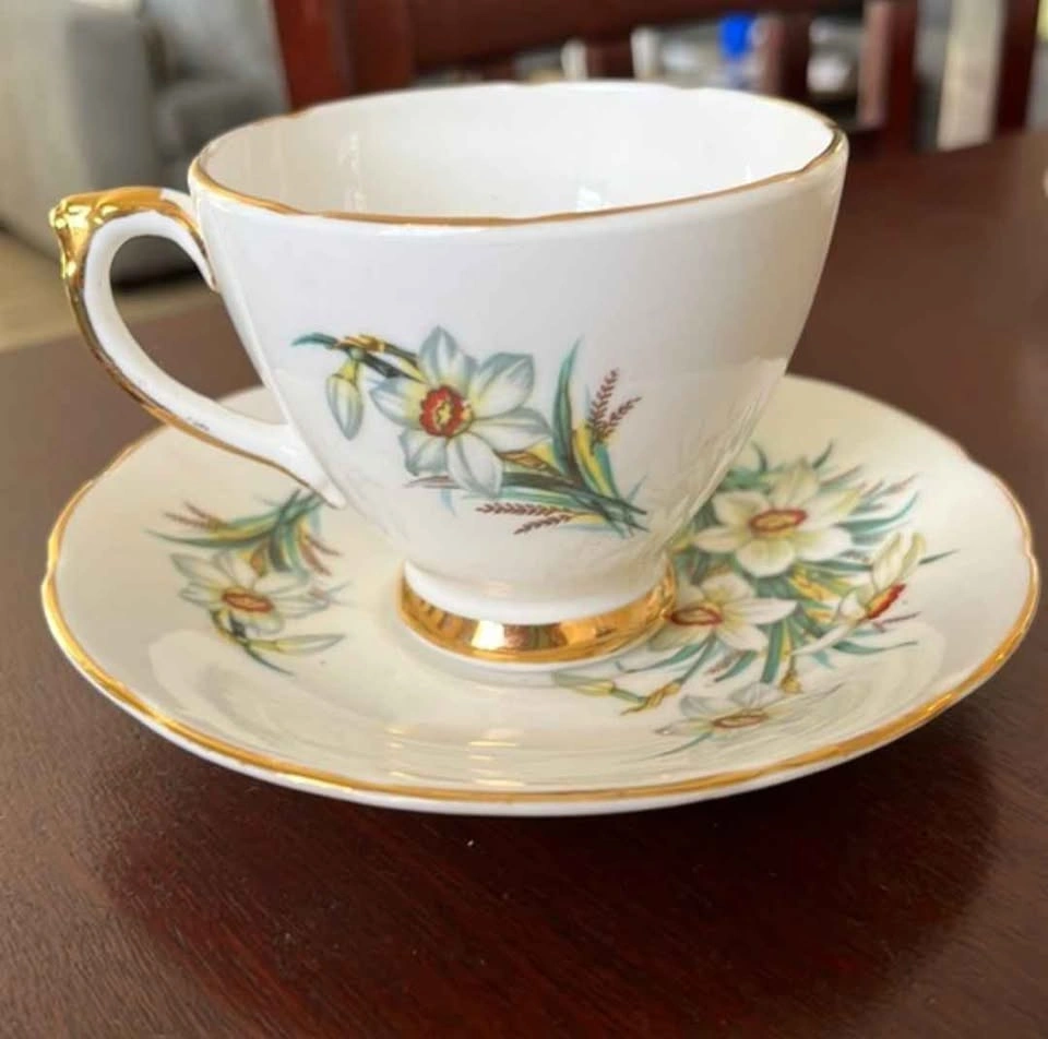 Multiple Teacups for Sale! - photo 3