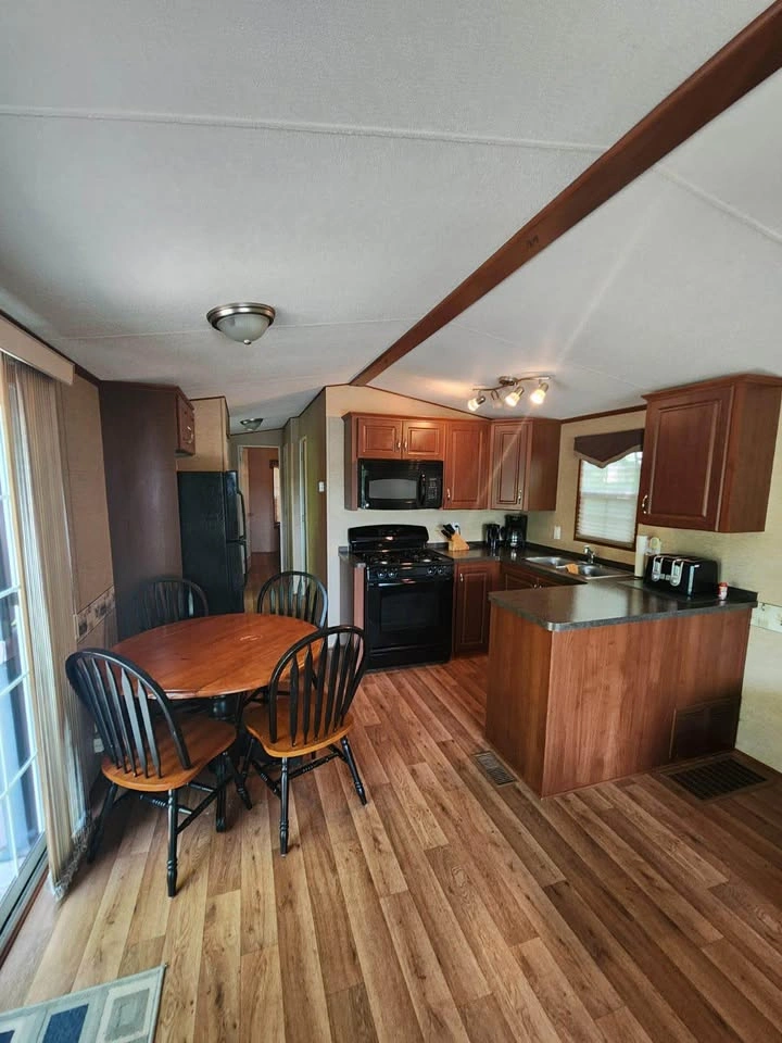 2 Beds 1 Bath - House - photo 2