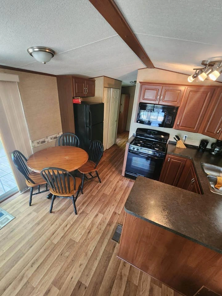 2 Beds 1 Bath - House - photo 4