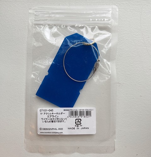 Traveler’s Company TRC Acrylic Key Holder Airline Tag Blue 2023 - photo 2