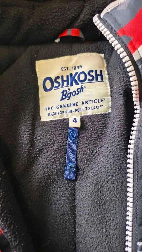 Oshkosh winter suit for boys - Size 4 - photo 3