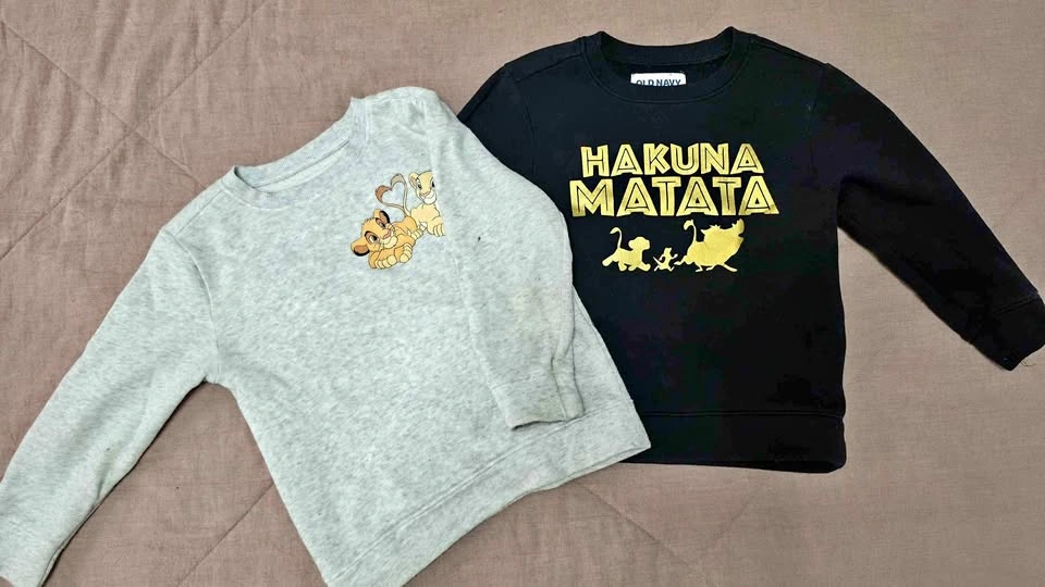Old Navy Disney The Lion King Sweatshirts DUO- 4T
