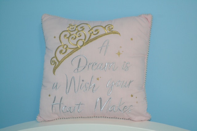 Disney Cinderella 4 Piece Bedding Fits Both Crib & Toddler Beds - photo 5