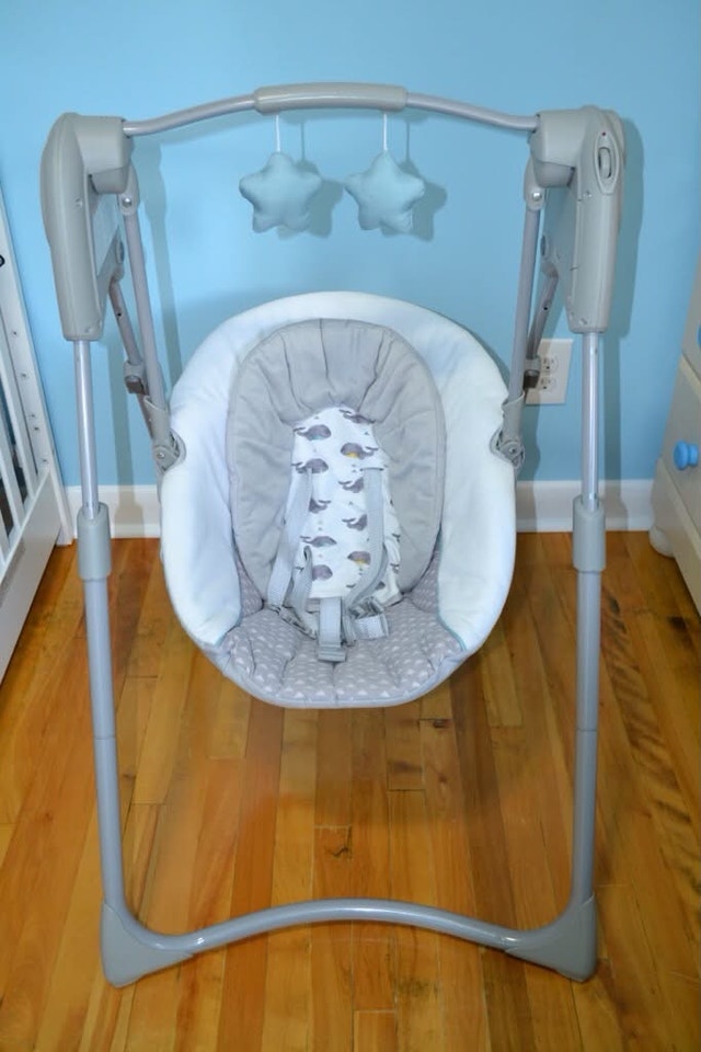 Graco Baby Swing Soother Slim Spaces Compact Humphry