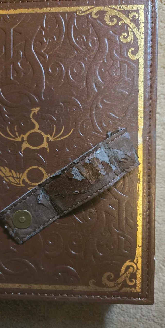 Xbox 360 Fable II Limited Collector's Edition - No Game - photo 3