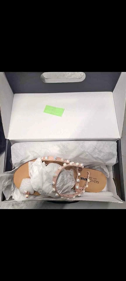 Fashion Nova Miriam Nude Sandals