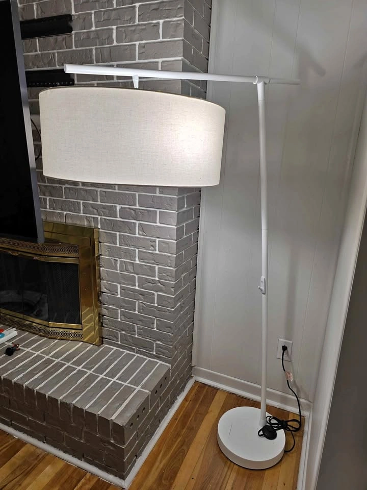 Cornick Floor Lamp from EQ3 (White)
