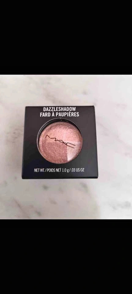 MAC Dazzleshadow Eyeshadow in Last Dance