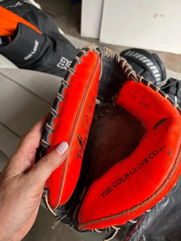 Rawlings Gold Gloves Catchers’ Mitts - photo 3