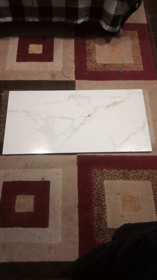 Marble Pattern Porcelain Tile 2'X1'