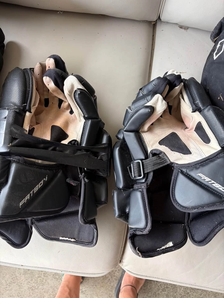 Warrior Box Lacrosse Goalie Gloves size 14 - photo 2