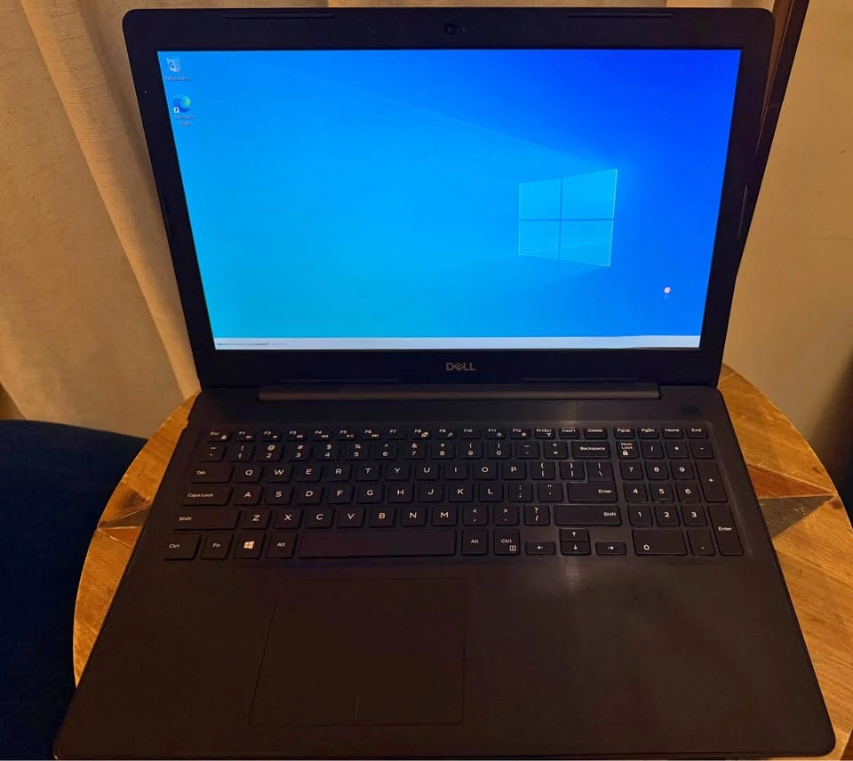 Dell inspiron Laptop – 15.6" Touchscreen