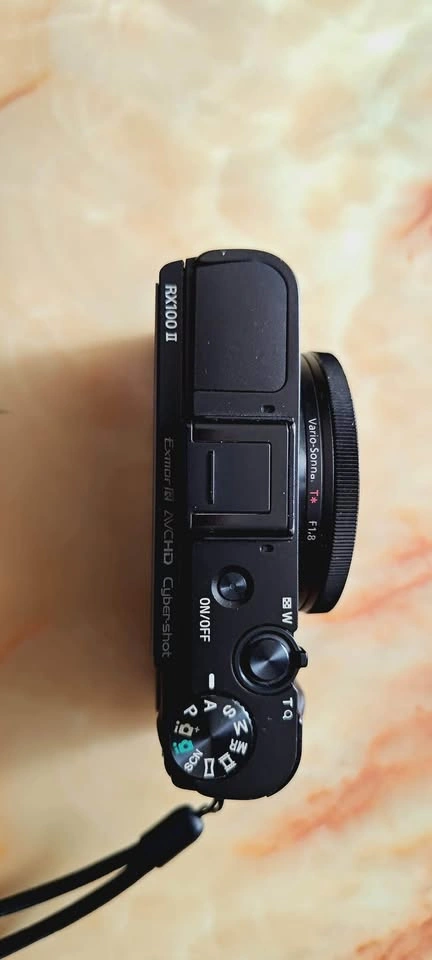 Sony RX100ii Camera with Extras - photo 3