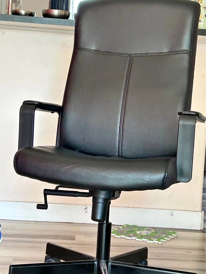 Black Faux Leather High-Back Office Chair