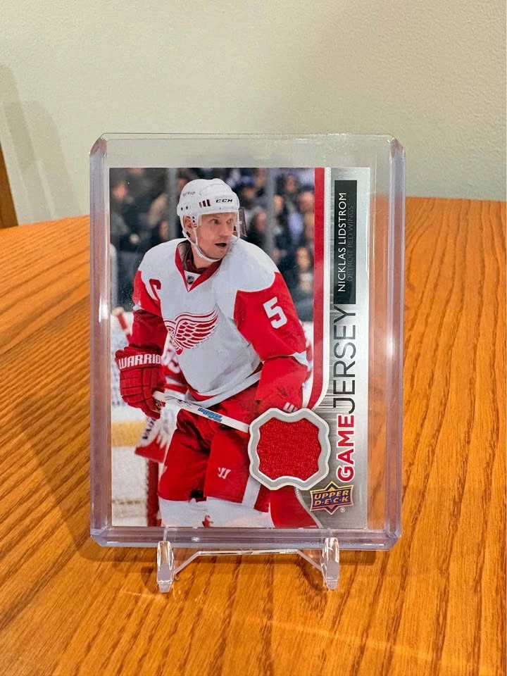 Nicklas lidstrom Game jersey