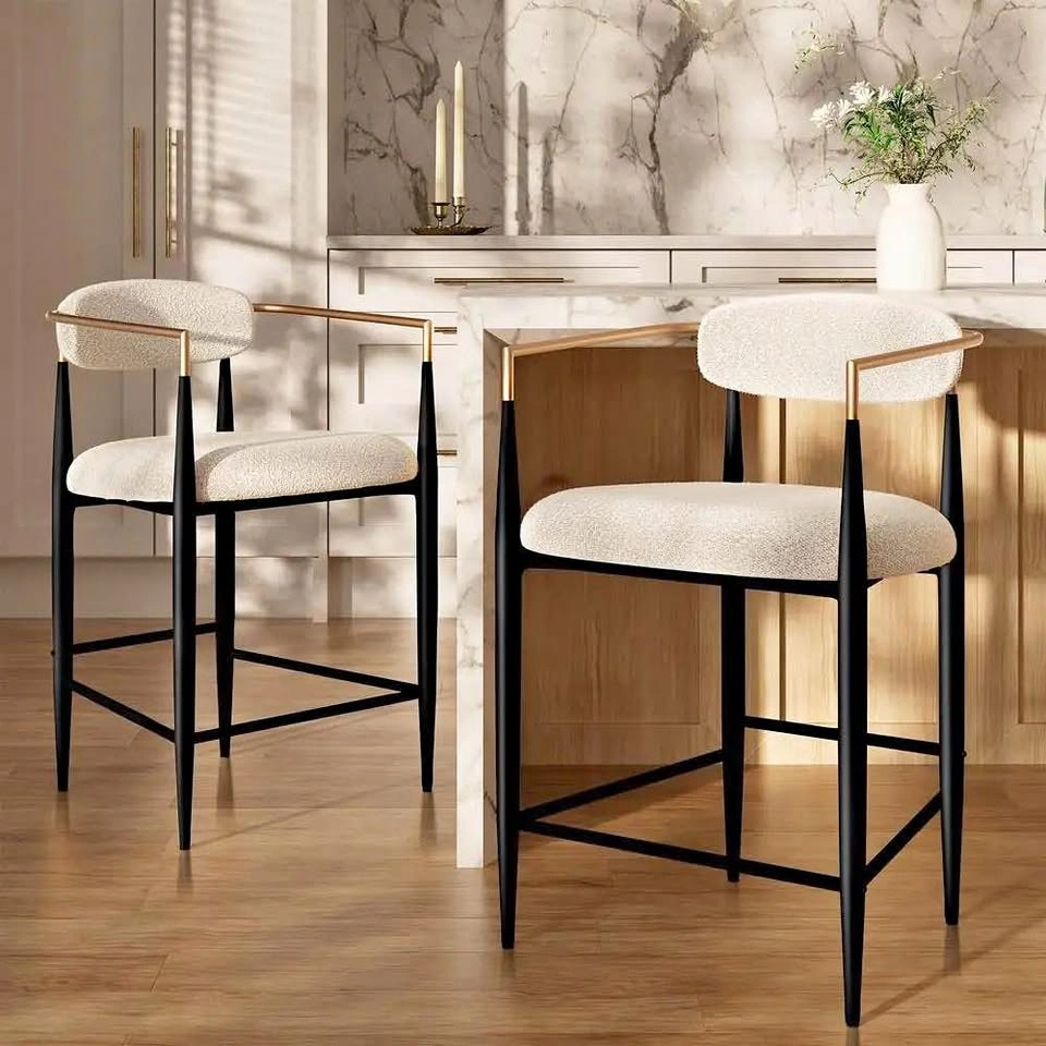 Maconay Upholstered Counter Stool (Set of 4)