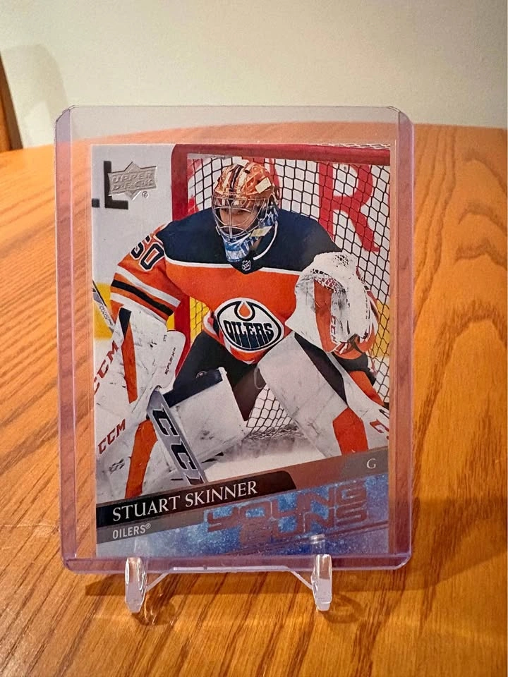 Stuart skinner YG Rookie