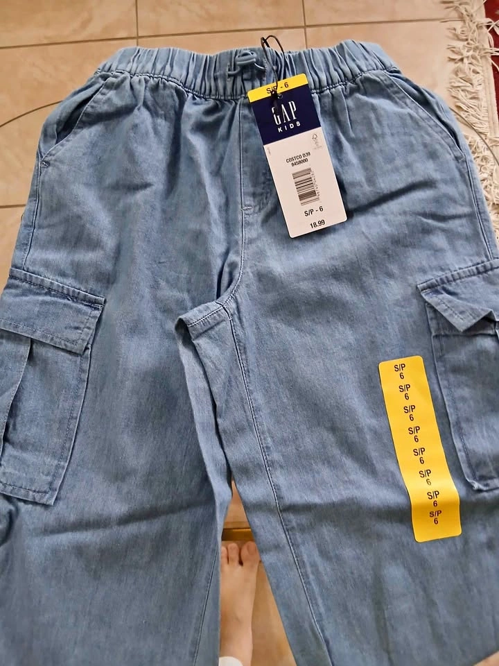 Cargo pants