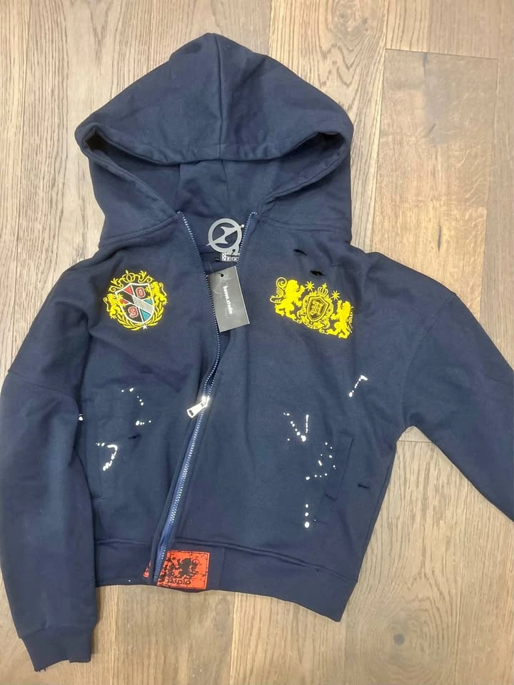 Zip up hoodie medium