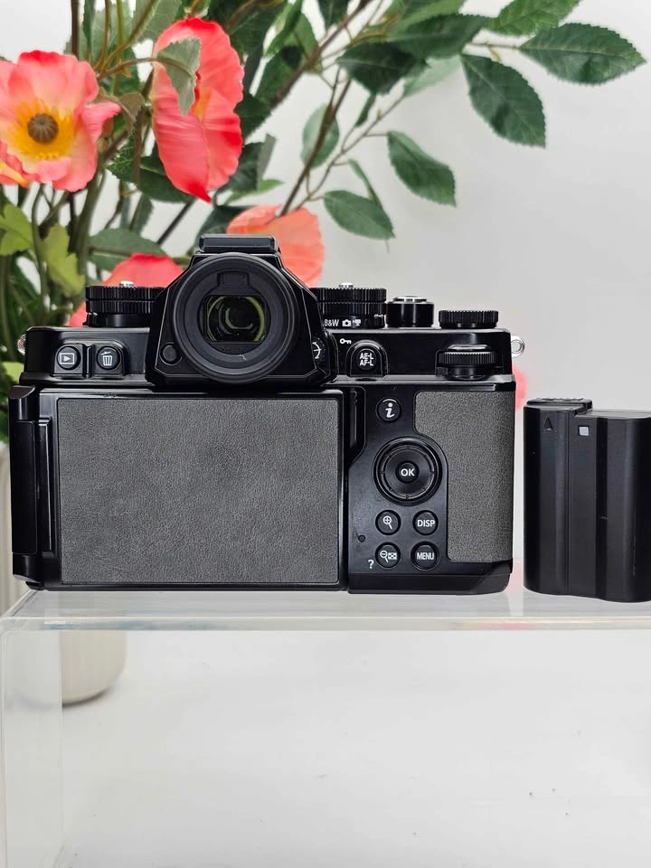 Nikon zf stone Gray body exc condition [READ] - photo 2
