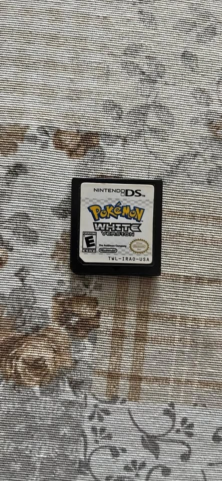 Pokemon white version