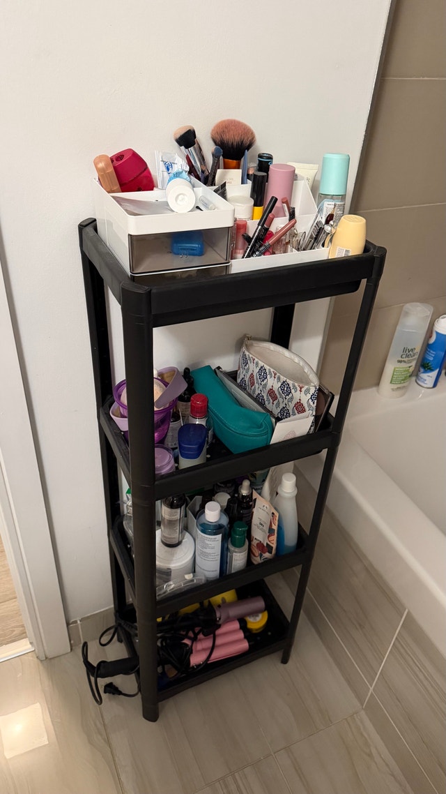 IKEA VESKEN Shelf Unit