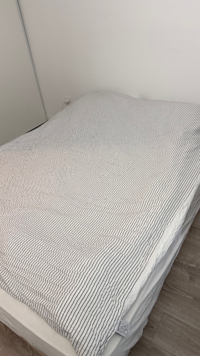 Mattress and platform bed