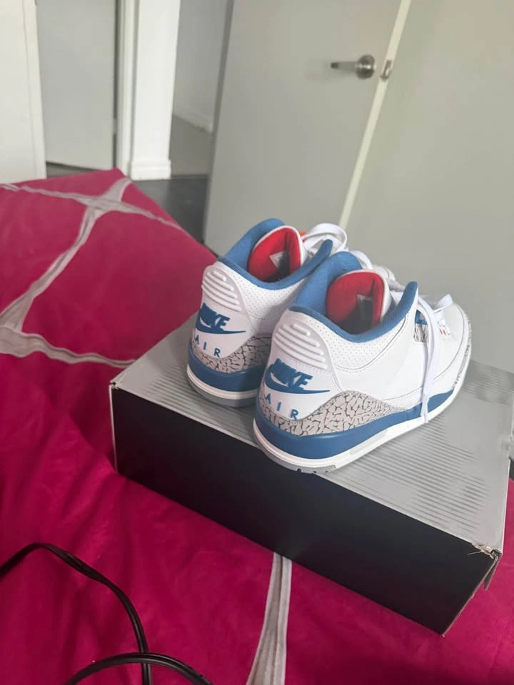 Air Jordan 3 Retro 'True Blue' - photo 2