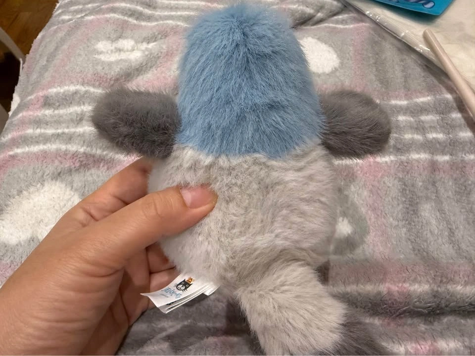 Jellycat Stratton Pigeon Bag Charm FAO Schwarz exclusive - photo 3