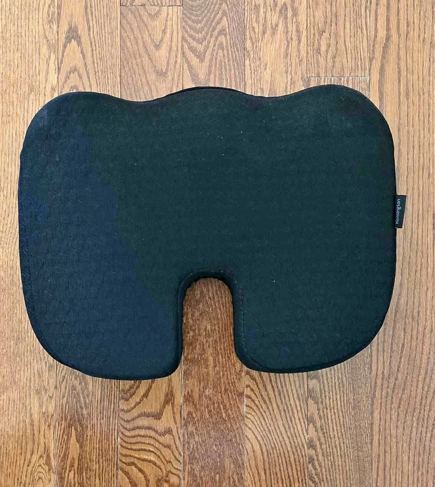 Kensington Ergonomic Memory Foam Seat Cushion
