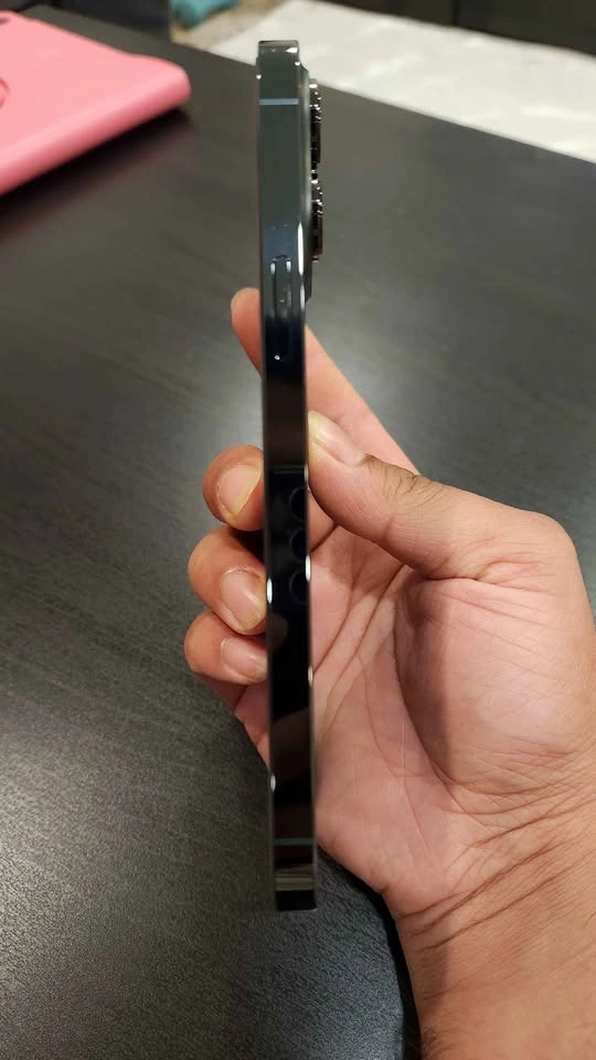 Apple iPhone 13 Pro Max - photo 2
