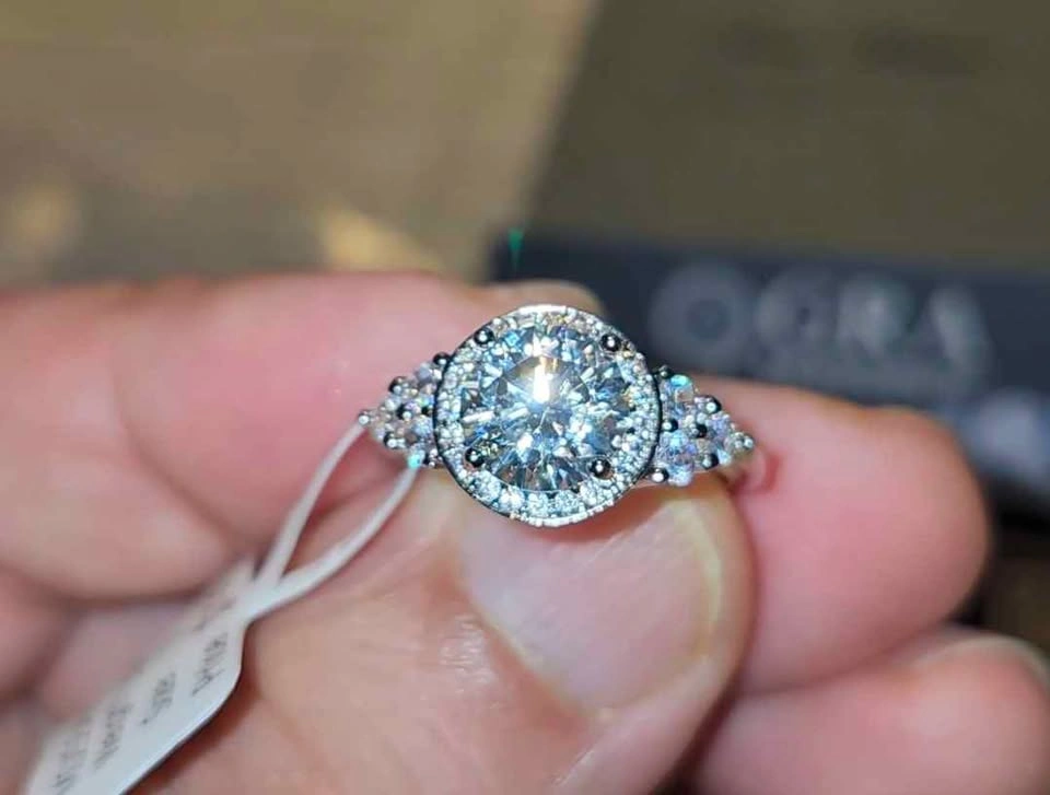 GRA Moissanite Halo Engagement Ring - photo 5
