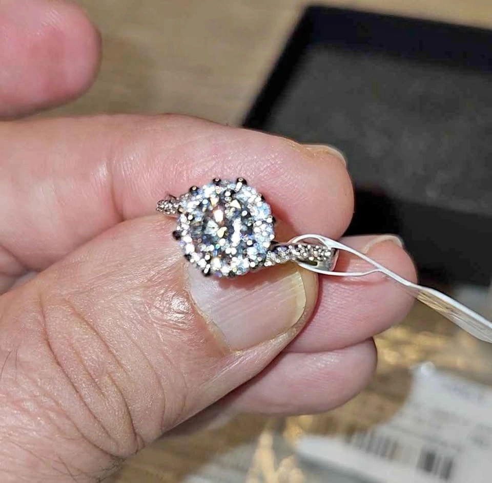 Moissanite Halo Ring 1.0ct Size 7