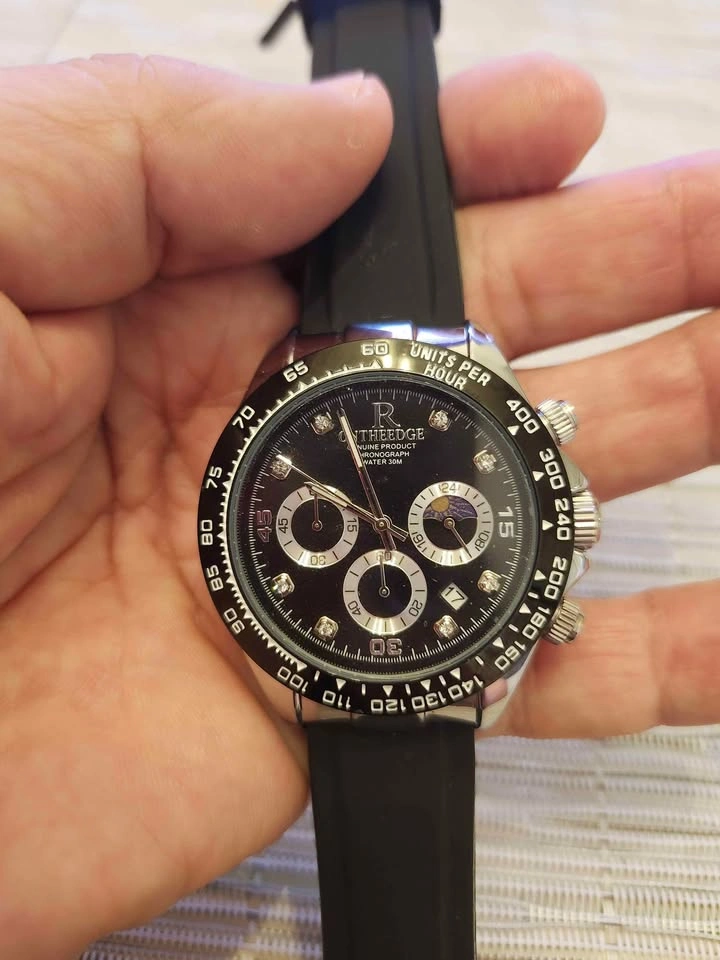 ONTHEEDGE Chronograph Watch - photo 2