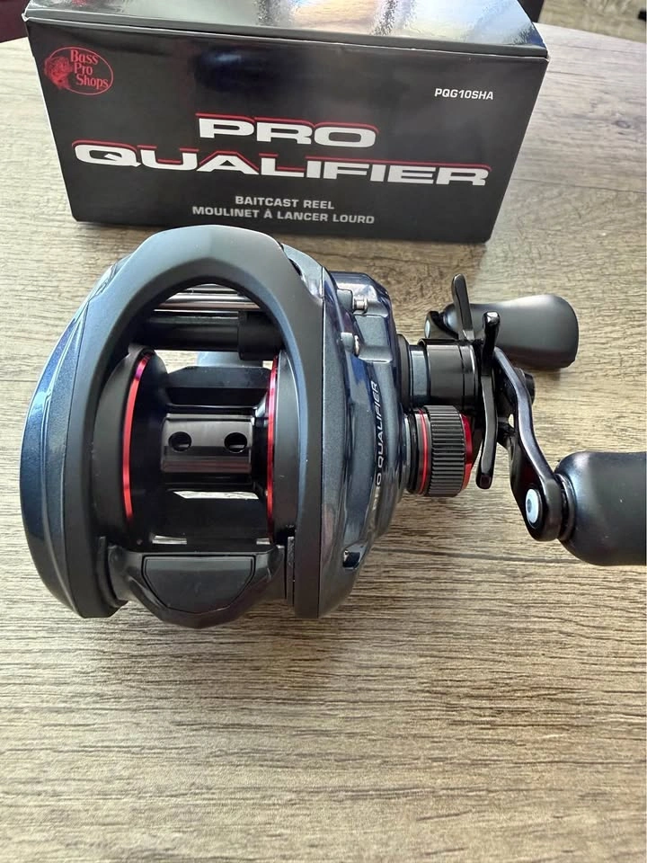 Brand New Bass Pro Shops Pro Qualifier Baitcast Reel