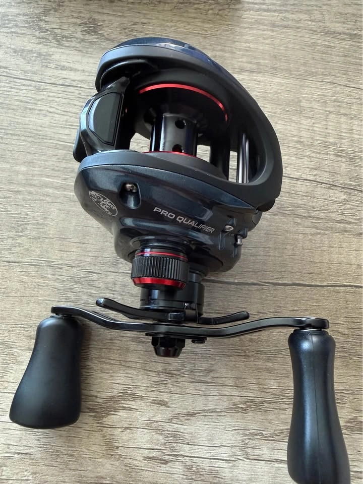 Brand New Bass Pro Shops Pro Qualifier Baitcast Reel - photo 4