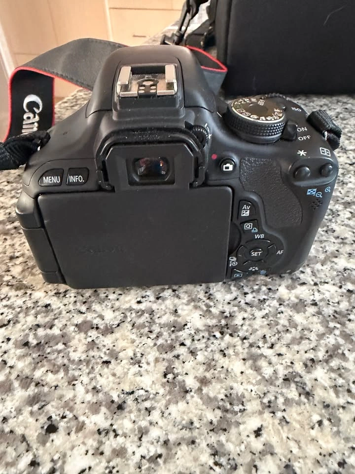 Canon EOS Rebel T3i DSLR Camera Kit (Needs Battery/Charger) - photo 4