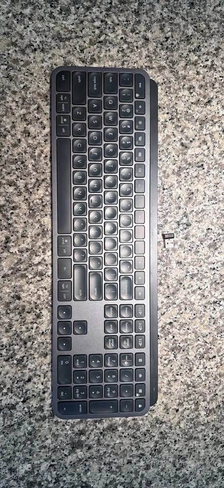 Logitech MX Keys Keyboard – Good Condition