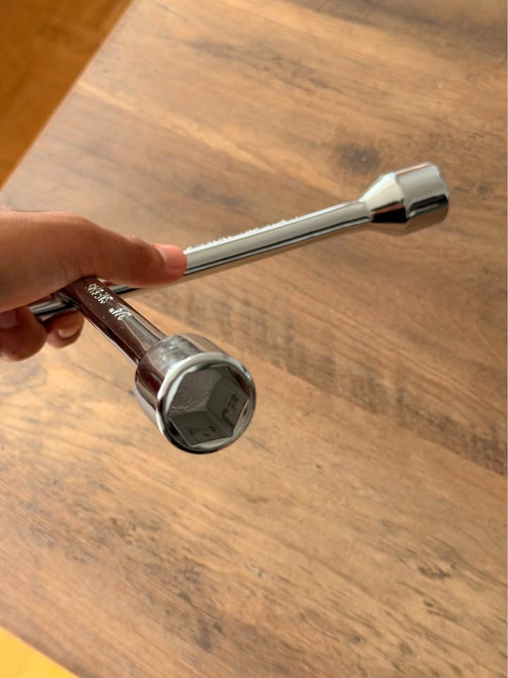 4-Way Lug Wrench / Tire Iron – SAE Sizes, New - photo 5
