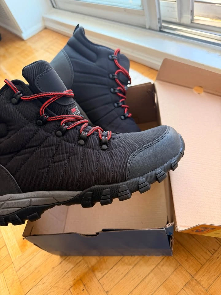 Waterproof Winter Hiking Boots – 3M Thinsulate, Size 9 – New - photo 5