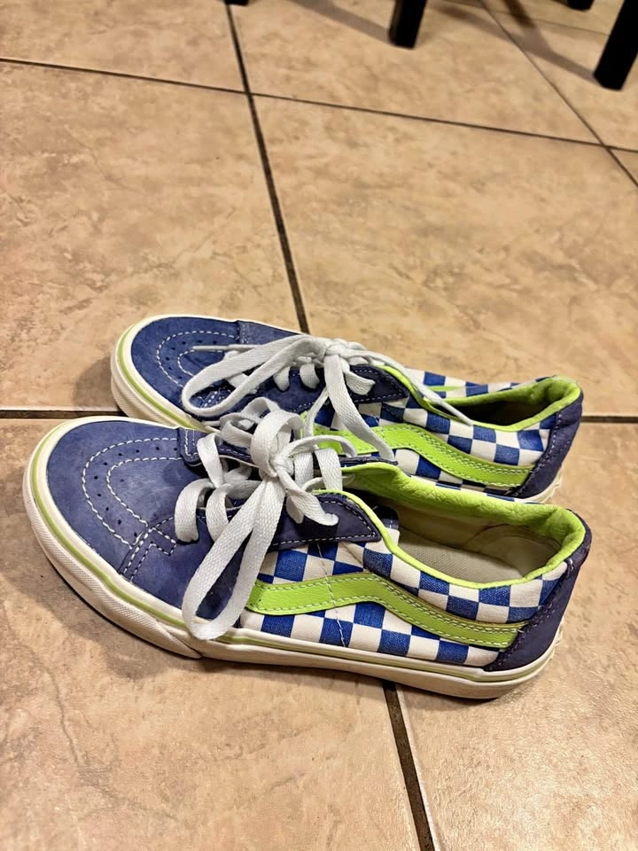 Vans Sk8-Low Blue Checkerboard size 4.5 men / 6 women’s