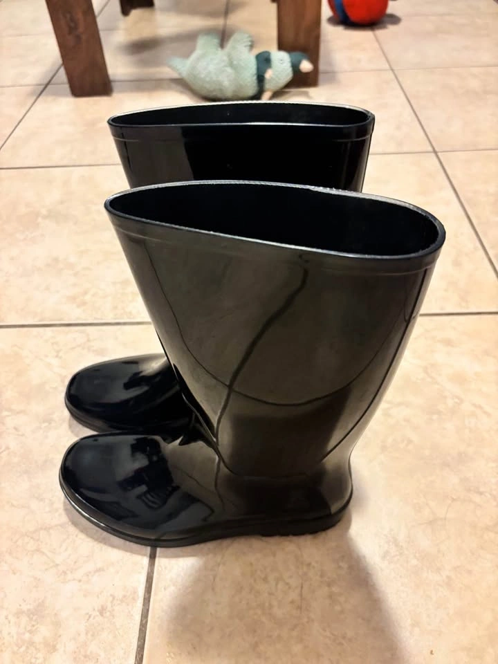 Rain Boots for women size 8 - photo 2