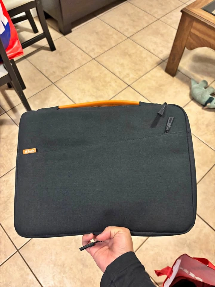 Laptop case small