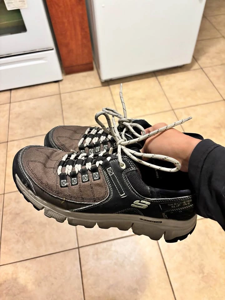 Skechers sneakers Summits AT Men's Size 11