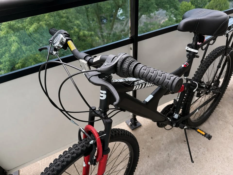 Supercycle Nitrous Mountain Bike - Brand New - w/ Upgraded Seat