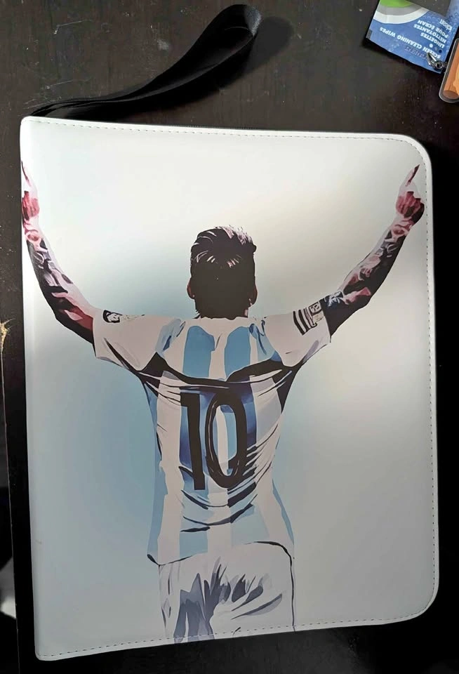 Messi 720-Pocket Football / Trading Card Binder – Like New